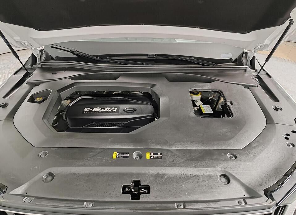 GAC GS8, II 2.0 AT (231 л.с.) 4WD