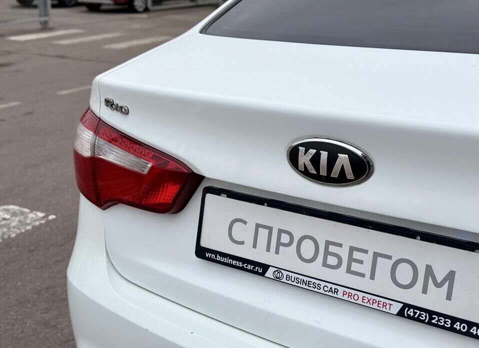 Kia Rio, III 4-speed 1.6 AT (123 л.с.)