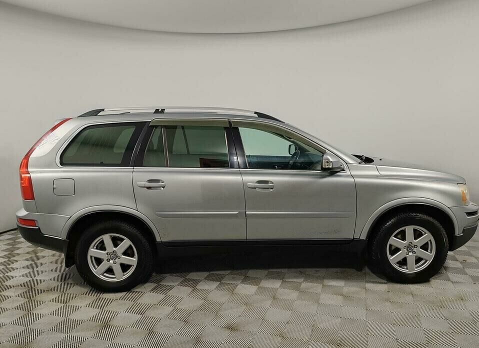 Volvo XC90 2.4d AT (185 л.с.) 4WD