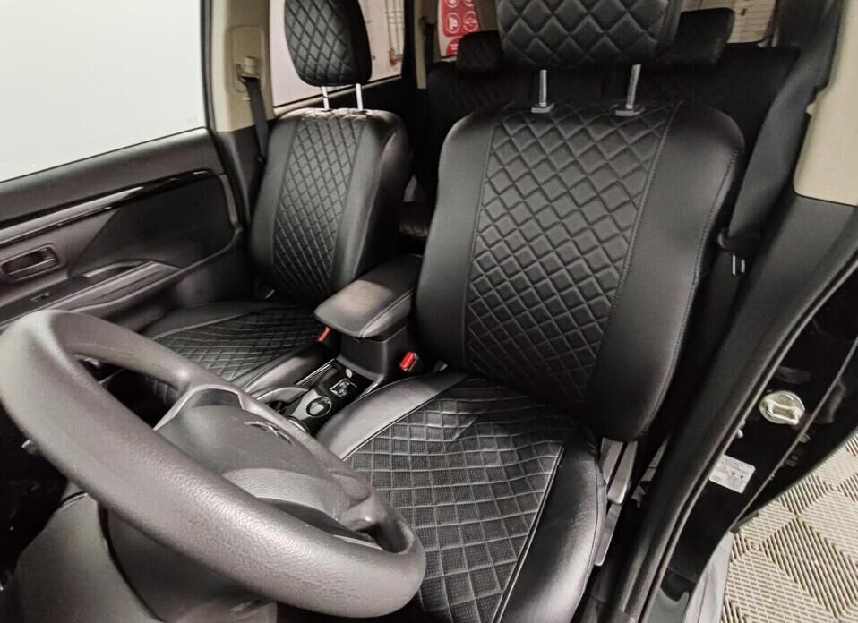 Mitsubishi Outlander, III Рестайлинг 3 2.0 CVT (146 л.с.)