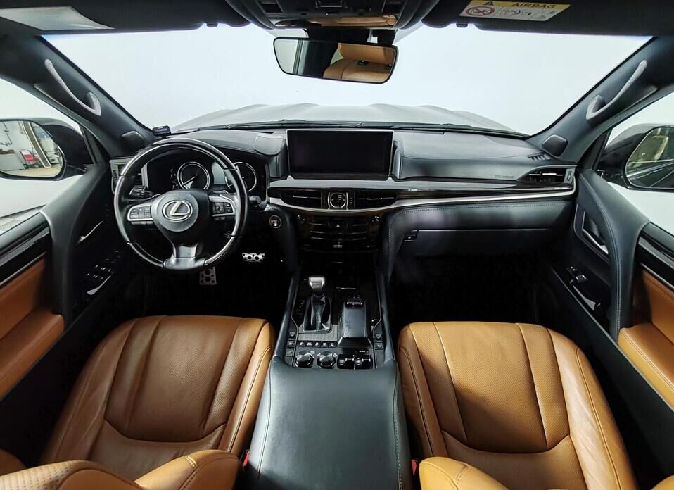 Lexus LX, III Рестайлинг 2 570 5.7 AT (367 л.с.) 4WD