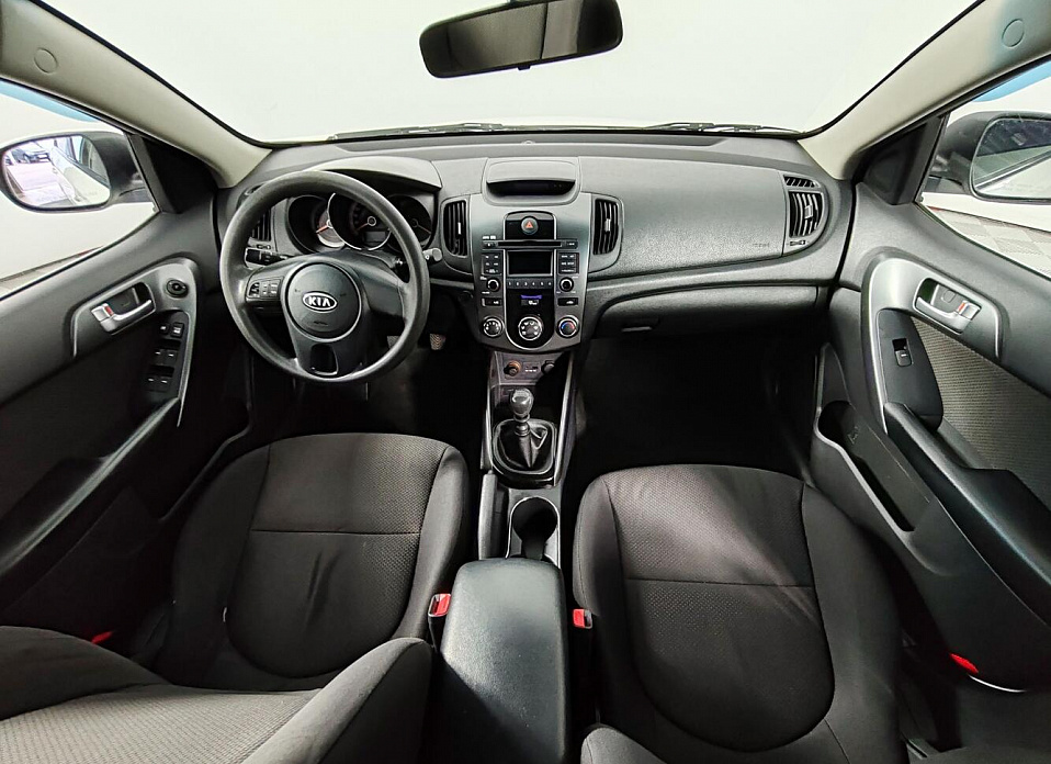 Kia Cerato, II 5-speed 1.6 MT (126 л.с.)