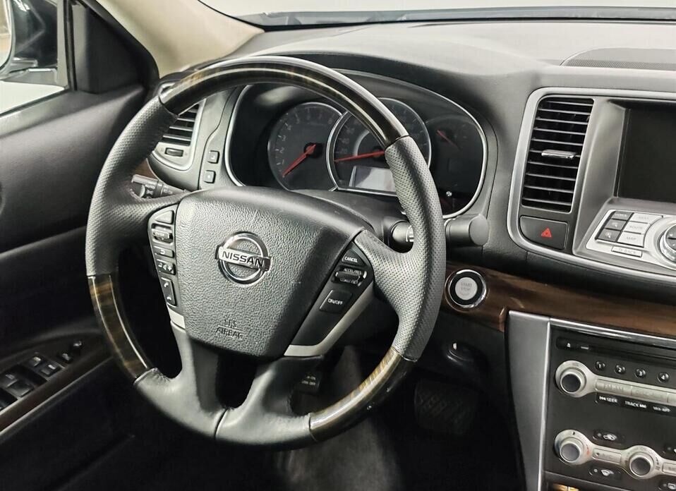 Nissan Teana 2.5 CVT (182 л.с.)