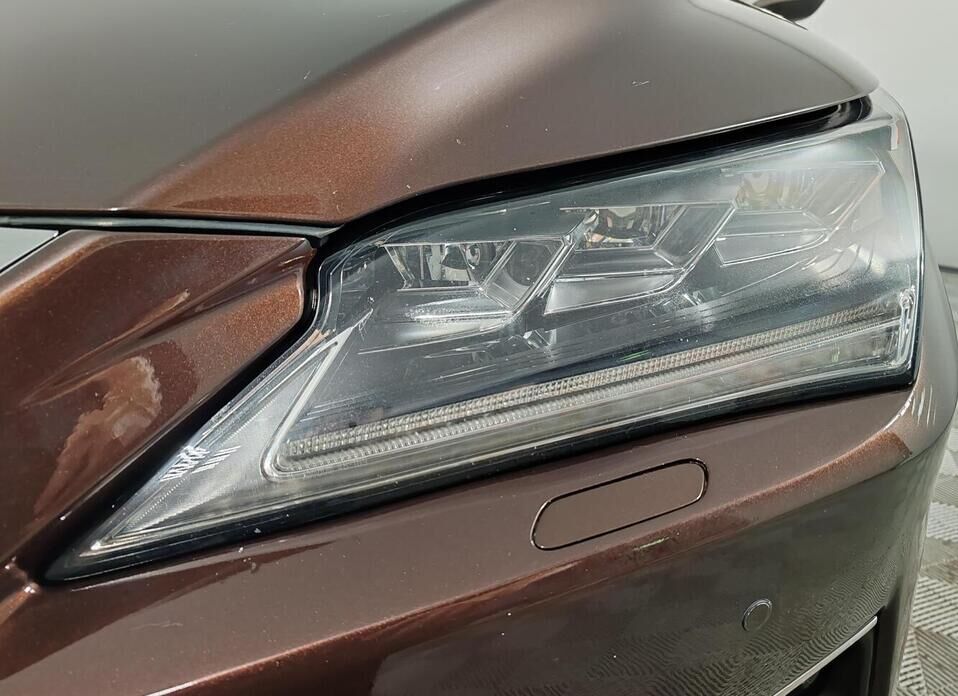 Lexus RX 200t 2.0 AT (238 л.с.) 4WD