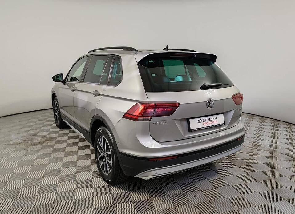 Volkswagen Tiguan, II 2.0 AMT (180 л.с.) 4WD