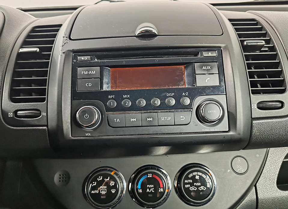 Nissan Note, I Рестайлинг 1.6 AT (110 л.с.)