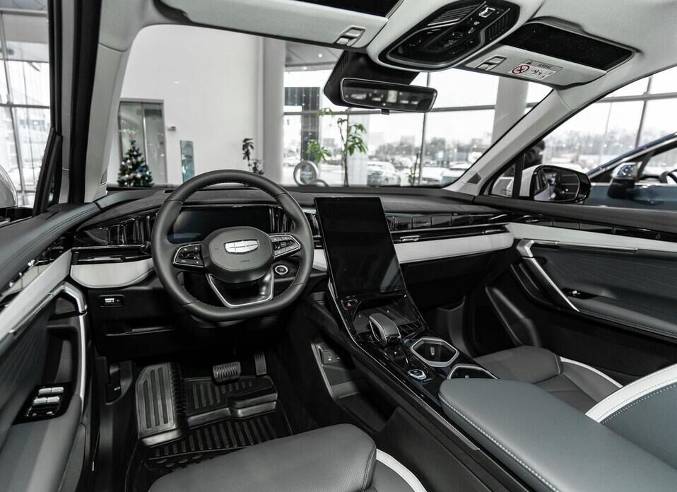 Geely Atlas, II 2.0 AT (200 л.с.) 4WD