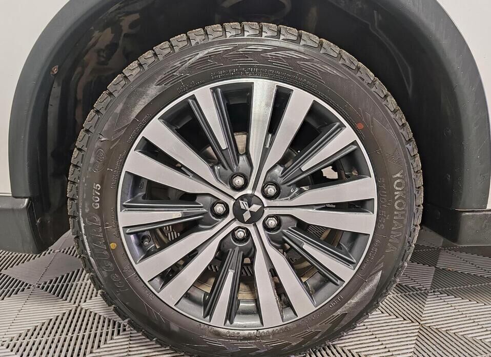 Mitsubishi Outlander, III Рестайлинг 2 2.0 CVT (146 л.с.) 4WD