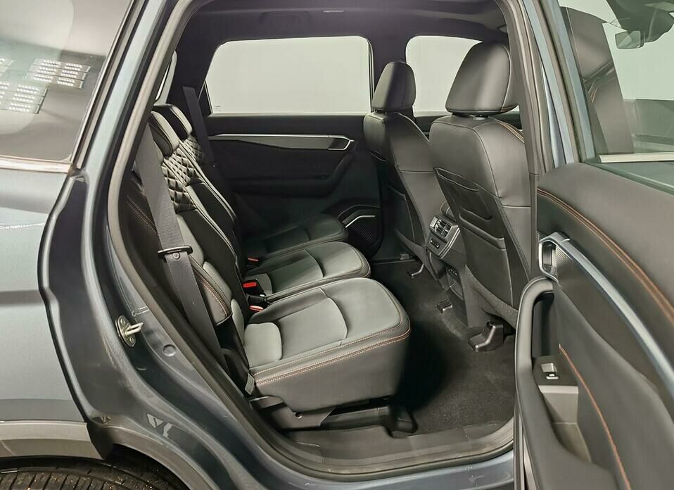 Geely Okavango 2.0 AMT (200 л.с.)