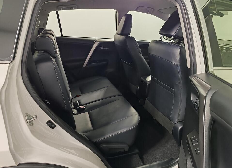 Toyota RAV4, IV (CA40) Рестайлинг 2.5 AT (180 л.с.) 4WD