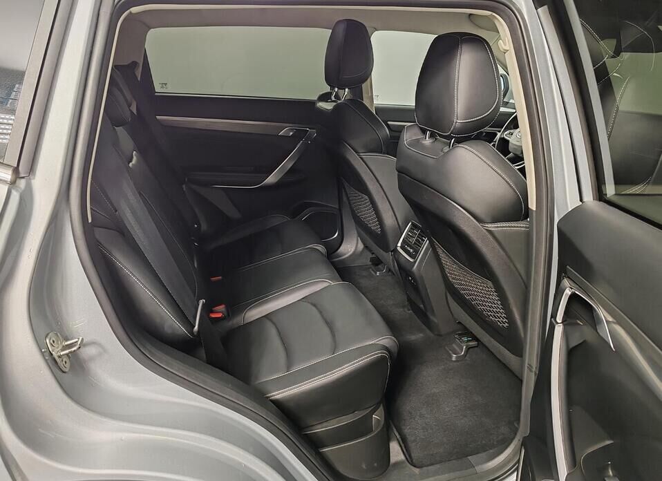 Geely Atlas Pro 1.5 AT (150 л.с.)