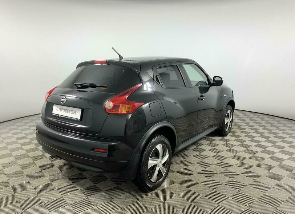 Nissan Juke 1.6 MT (117 л.с.)