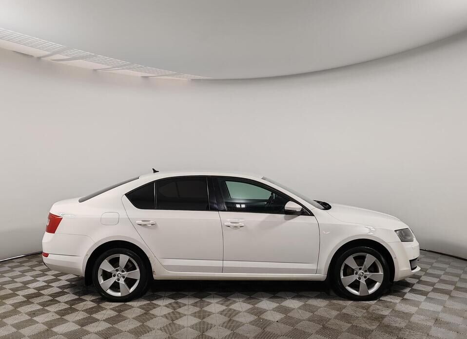 Skoda Octavia, III (A7) 2.0d AMT (143 л.с.)