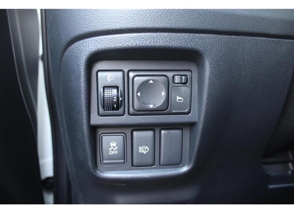 Nissan Juke, I 1.6 MT (117 л.с.)