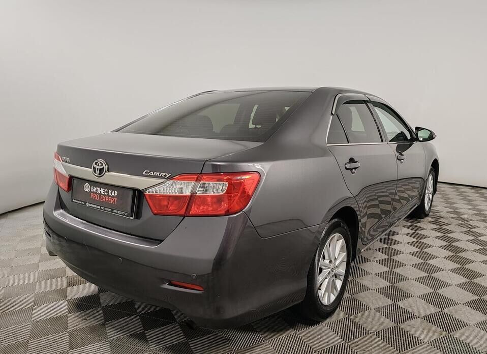Toyota Camry, VII (XV50) 2.0 AT (148 л.с.)