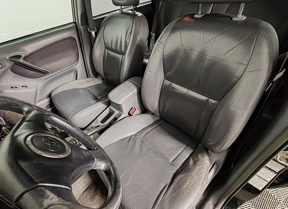 Toyota RAV4, II (XA20) 2.0 AT (150 л.с.) 4WD