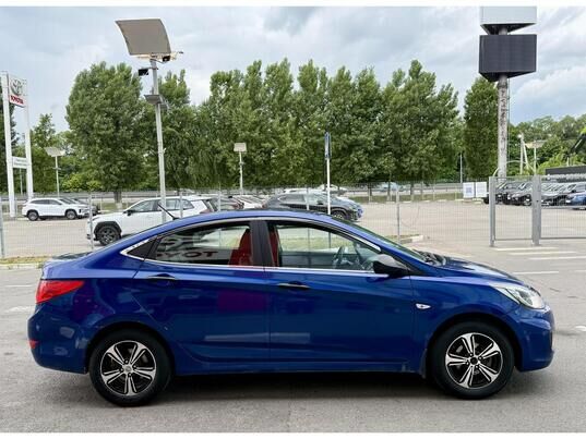 Hyundai Solaris, 2011&nbsp;г., 145&nbsp;201&nbsp;км