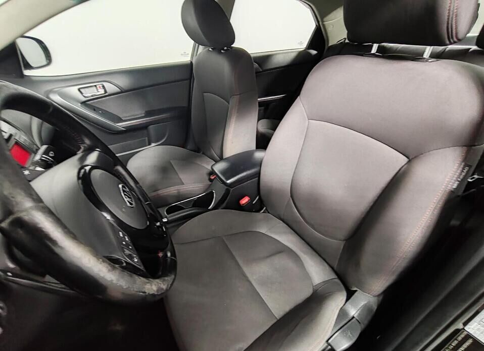 Kia Cerato, II 6-speed 1.6 AT (126 л.с.)