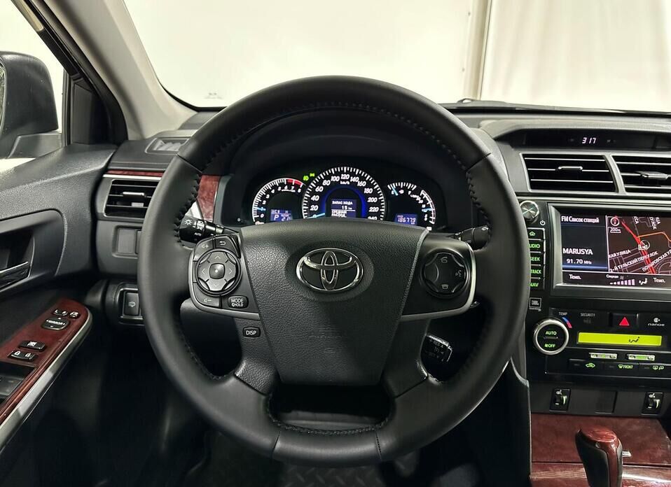 Toyota Camry, VII (XV50) 2.5 AT (181 л.с.)