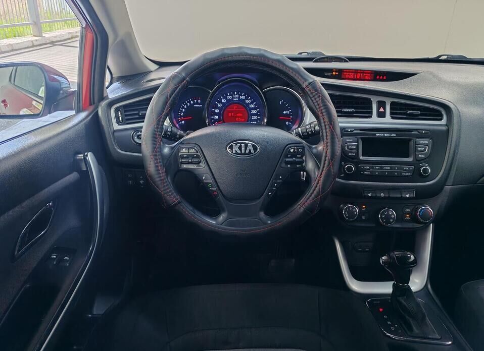 Kia Ceed, II 1.6 AT (129 л.с.)