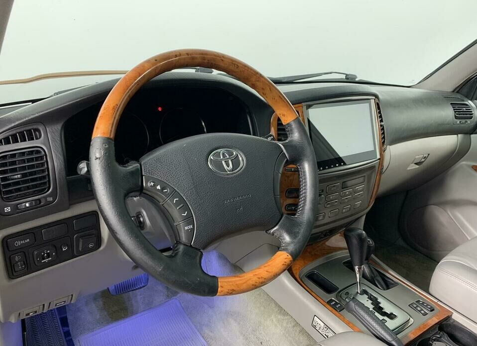 Toyota Land Cruiser 4.7 AT (235 л.с.) 4WD