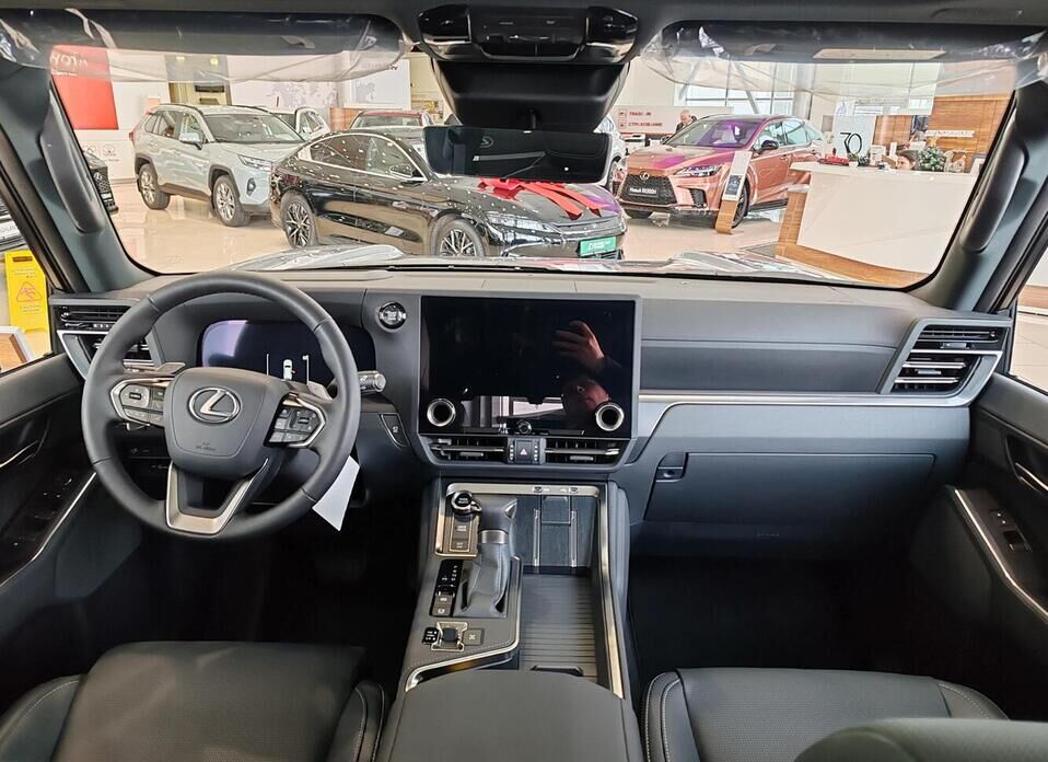 Lexus GX, III 550 3.4 AT (354 л.с.) 4WD