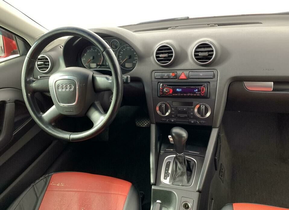 Audi A3 1.6 AT (102 л.с.)