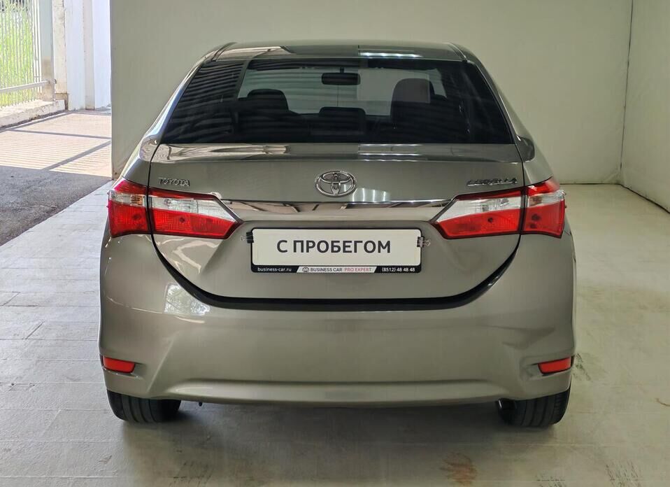 Toyota Corolla 1.6 CVT (122 л.с.)