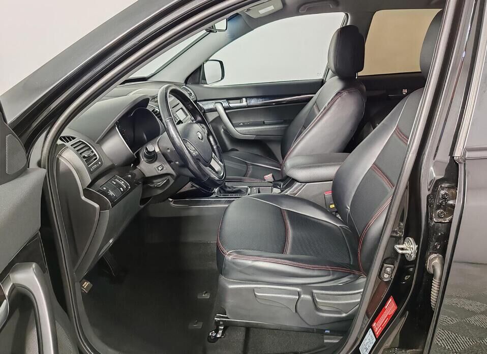 Kia Sorento, II Рестайлинг 2.4 MT (175 л.с.) 4WD