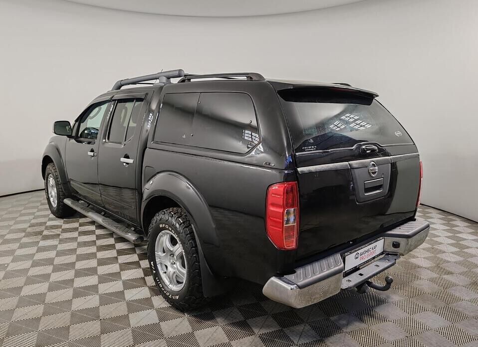 Nissan Navara (Frontier) 2.5d AT (174 л.с.) 4WD