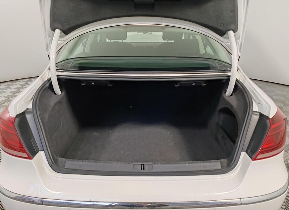 Volkswagen Passat CC, I Рестайлинг 1.8 MT (152 л.с.)