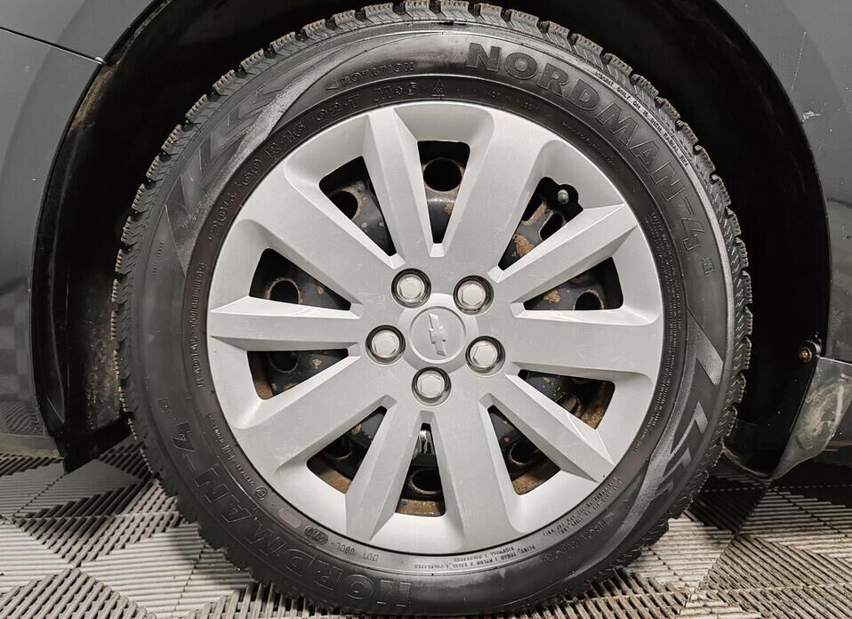 Chevrolet Cruze, I Рестайлинг 1.6 AT (109 л.с.)