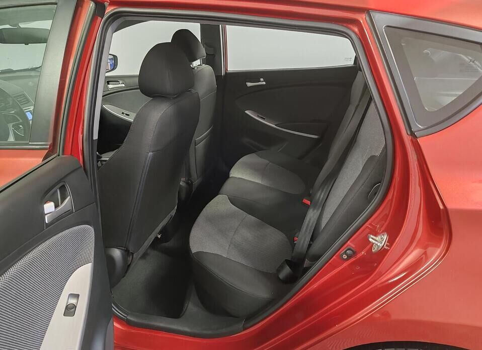 Hyundai Solaris 1.6 AT (123 л.с.)