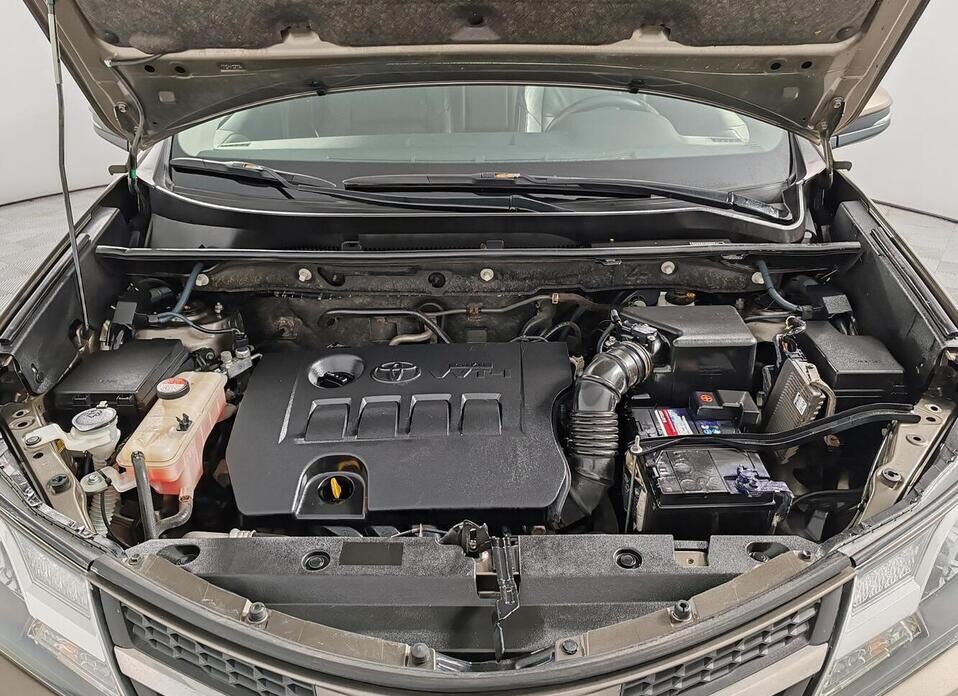 Toyota RAV4, IV (XA40) 2.0 CVT (146 л.с.) 4WD