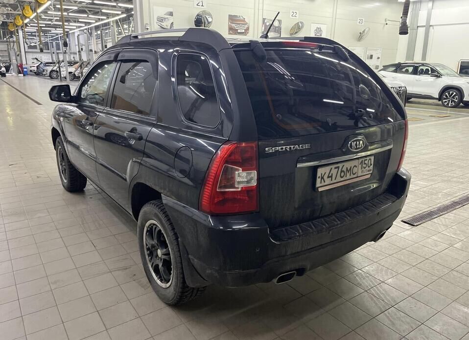 Kia Sportage, II Рестайлинг 2.0 MT (141 л.с.)