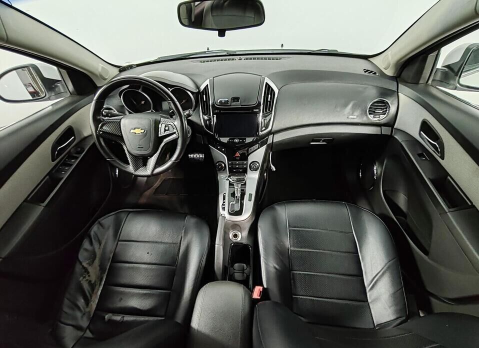 Chevrolet Cruze, I Рестайлинг 1.6 AT (109 л.с.)