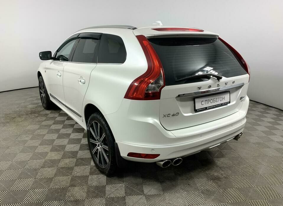 Volvo XC60 2.4d AT (181 л.с.) 4WD