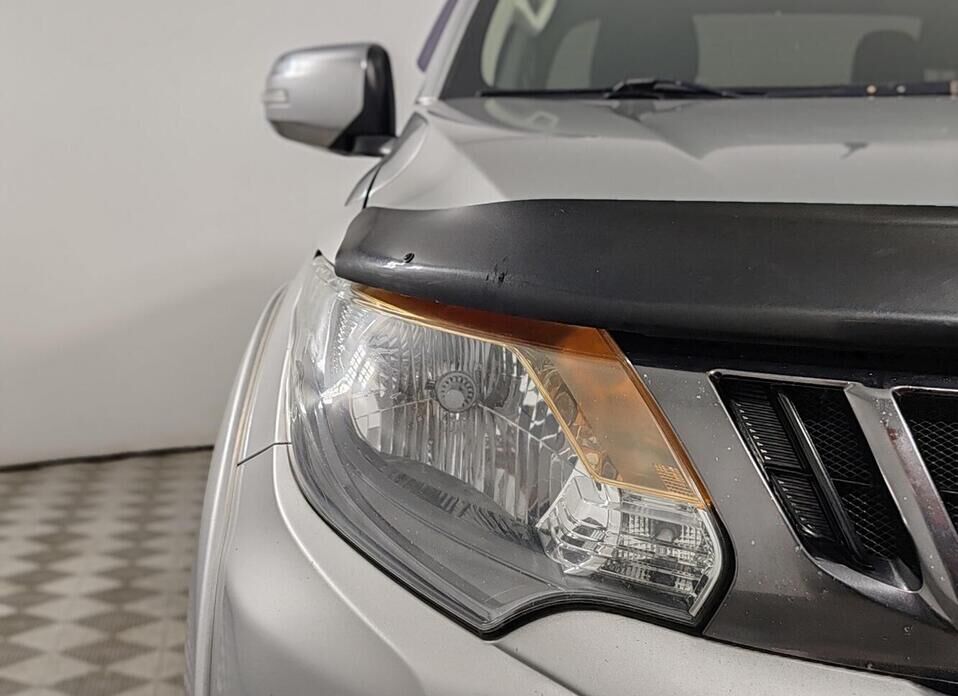 Mitsubishi L200, V 2.4d AT (154 л.с.) 4WD