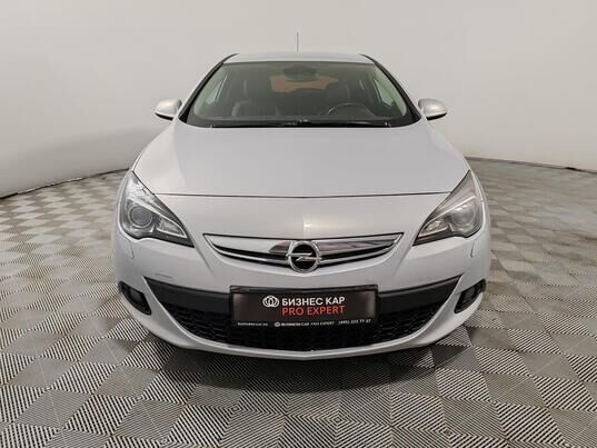 Opel Astra, 2011&nbsp;г., 173&nbsp;132&nbsp;км