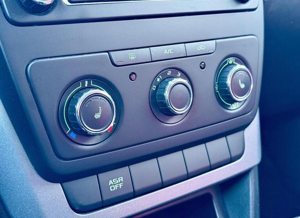 Skoda Yeti, I Рестайлинг 1.2 AMT (105 л.с.)