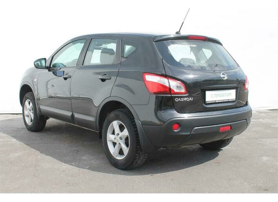 Nissan Qashqai 1.6 MT (114 л.с.)