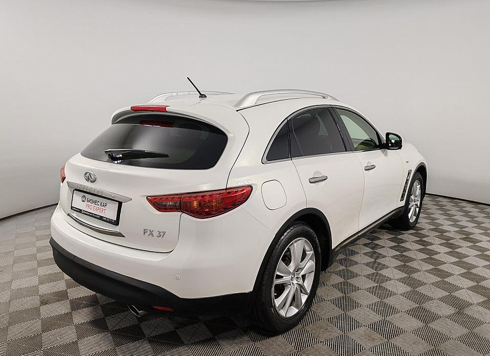 Infiniti FX, II (S51) Рестайлинг FX37 3.7 AT (333 л.с.) 4WD