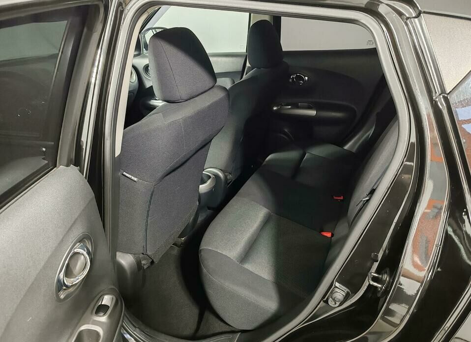 Nissan Juke 1.6 CVT (117 л.с.)