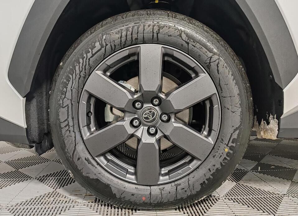 Toyota RAV4, VI (XA60) 2.0 CVT (171 л.с.) 4WD