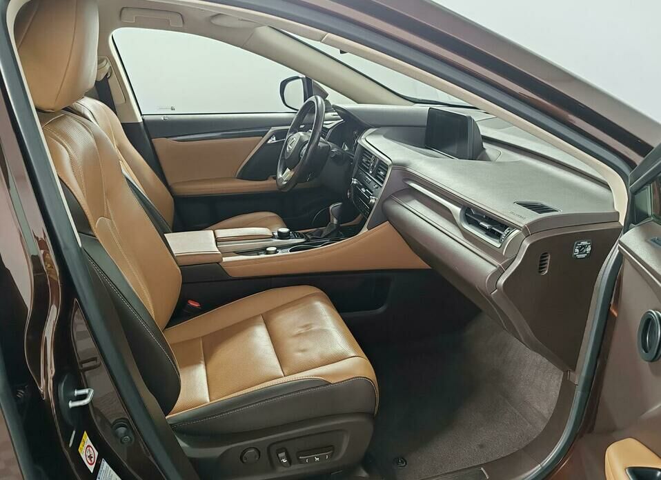 Lexus RX 200t 2.0 AT (238 л.с.) 4WD