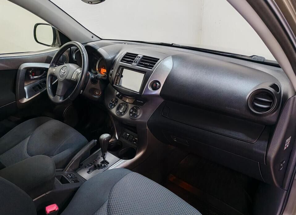 Toyota RAV4, III (XA30) Рестайлинг Long 2.4 AT (170 л.с.) 4WD