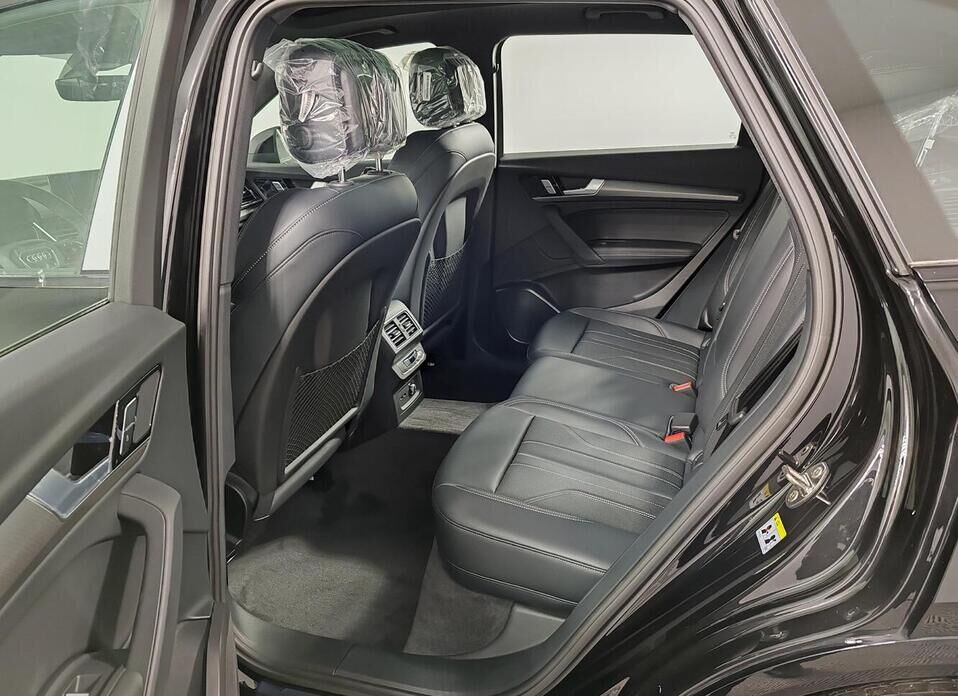 Audi Q5 L 2.0 AMT (190 л.с.) 4WD
