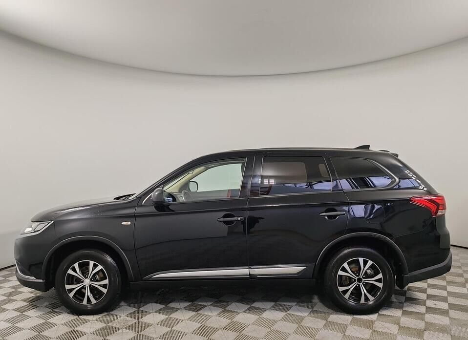 Mitsubishi Outlander, III Рестайлинг 3 2.0 CVT (146 л.с.)