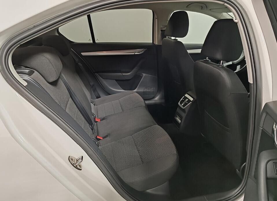 Skoda Octavia, III (A7) 1.4 AMT (140 л.с.)