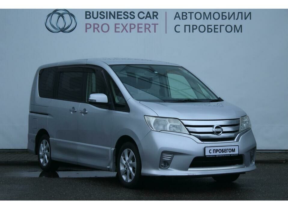 Nissan Serena 2.0 CVT (147 л.с.)